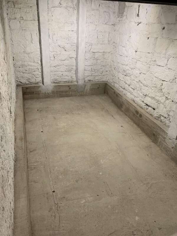 Commerce à PARIS-12E