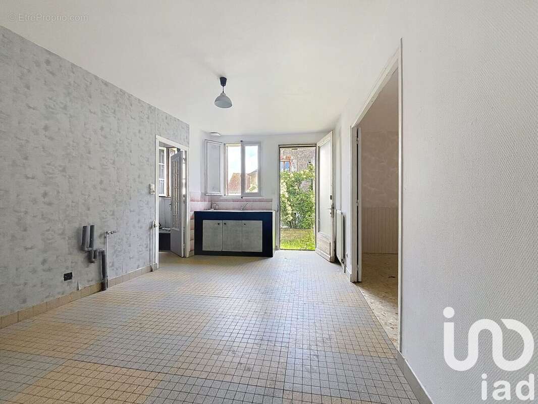 Photo 7 - Maison à MAILLY-LA-VILLE