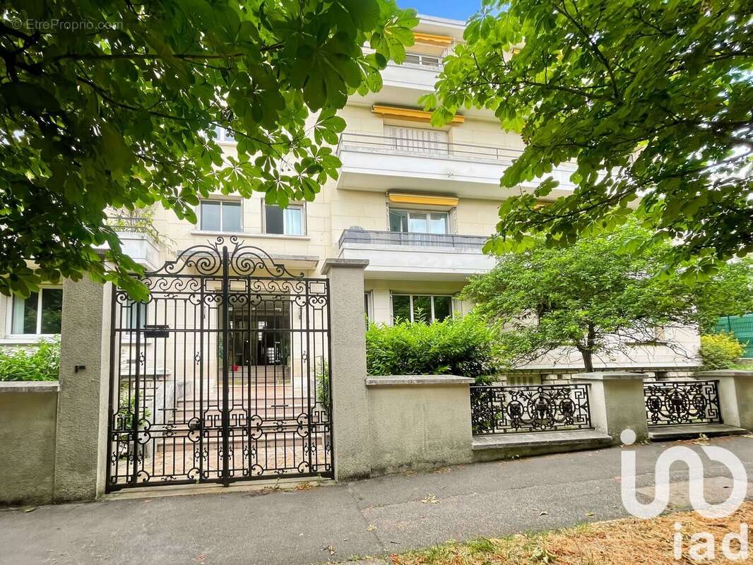 Photo 2 - Appartement à SAINT-CLOUD