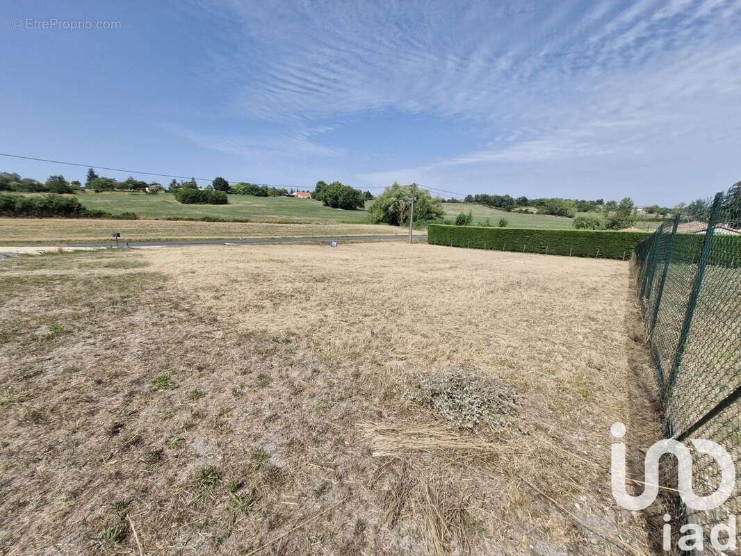 Photo 4 - Terrain à SIGOULES