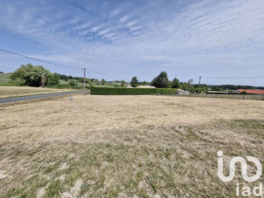 Photo 6 - Terrain à SIGOULES