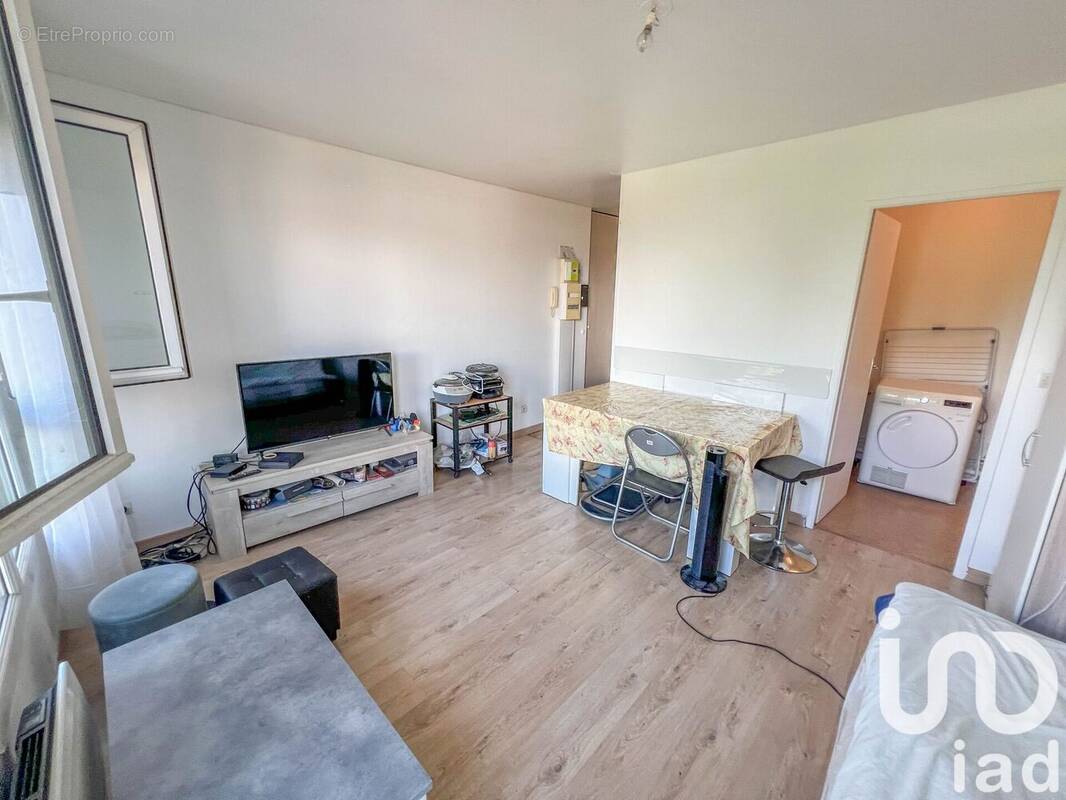 Photo 1 - Appartement à VILLENOY