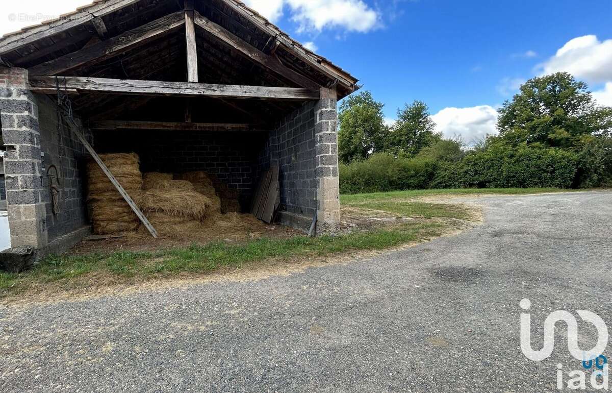 Photo 2 - Terrain à CUZIEU