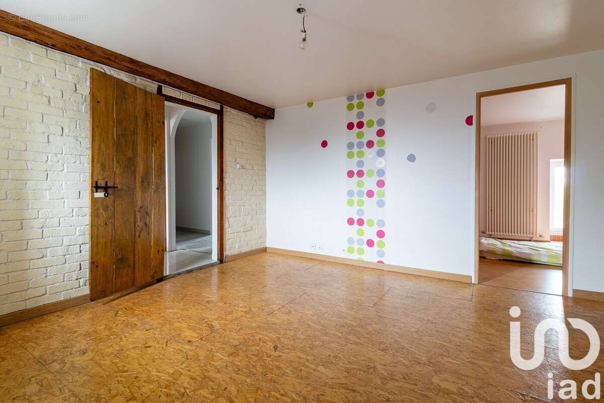 Photo 5 - Maison à LA CELLE-SUR-MORIN