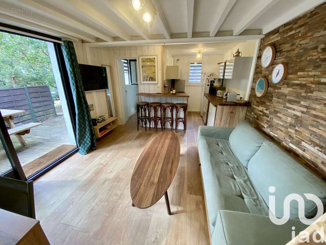 Photo 3 - Appartement à SAINT-JULIEN-EN-BORN