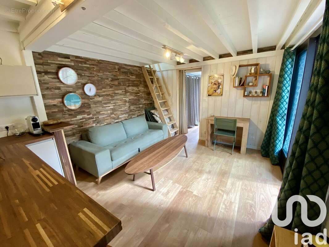 Photo 6 - Appartement à SAINT-JULIEN-EN-BORN