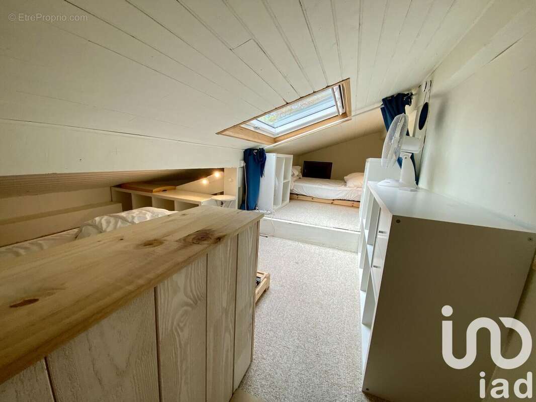 Photo 8 - Appartement à SAINT-JULIEN-EN-BORN