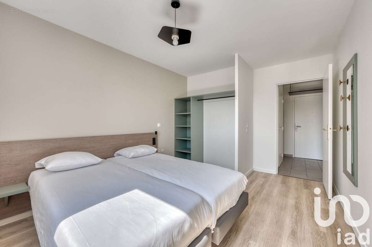 Photo 8 - Appartement à SAINT-CYR-L'ECOLE