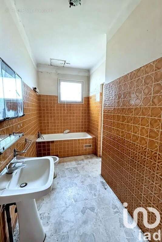 Photo 8 - Maison à DREUILHE