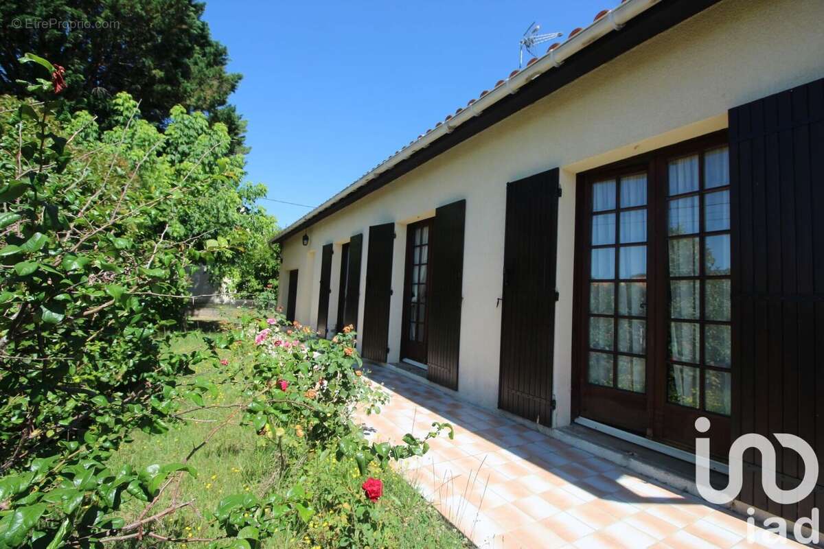 Photo 3 - Maison à COURS-DE-PILE