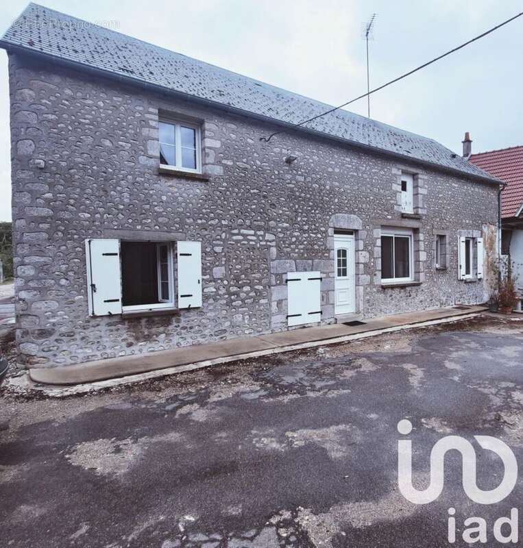 Photo 2 - Maison à YMONVILLE