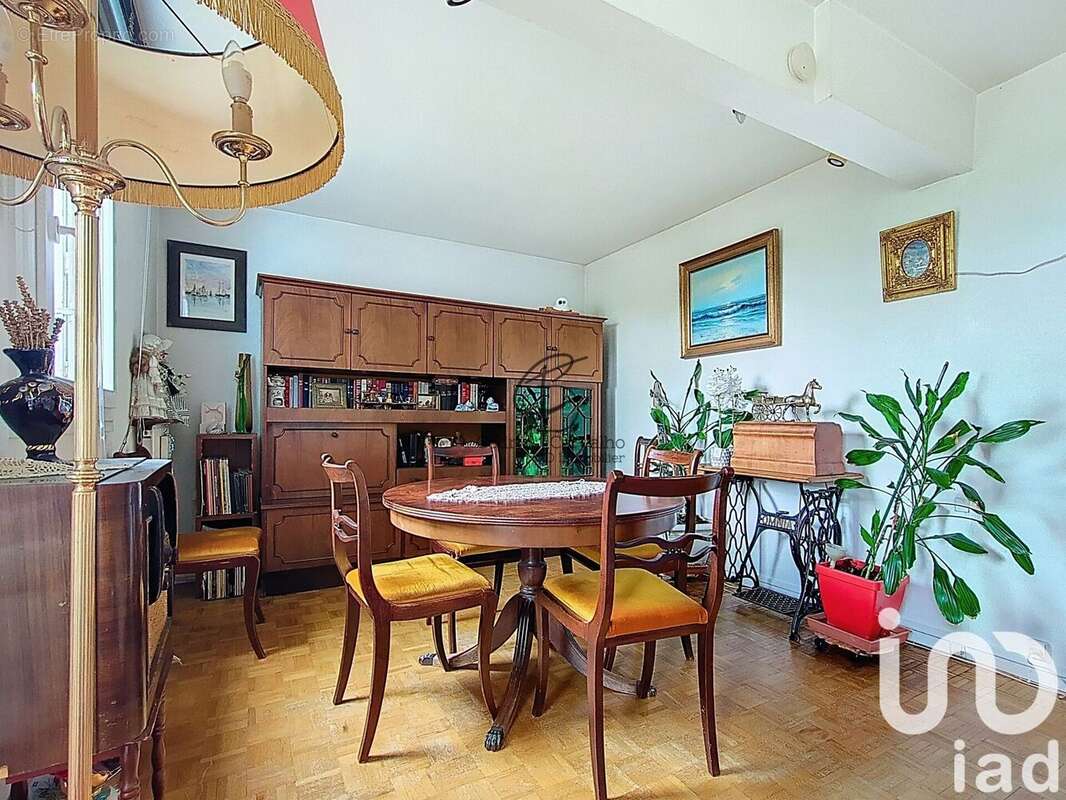 Photo 4 - Appartement à ROISSY-EN-BRIE