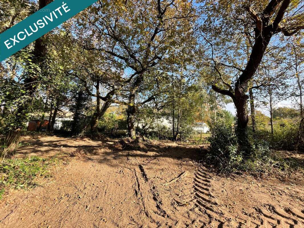 Photo 2 - Terrain à SAINT-PIERRE-DU-MONT