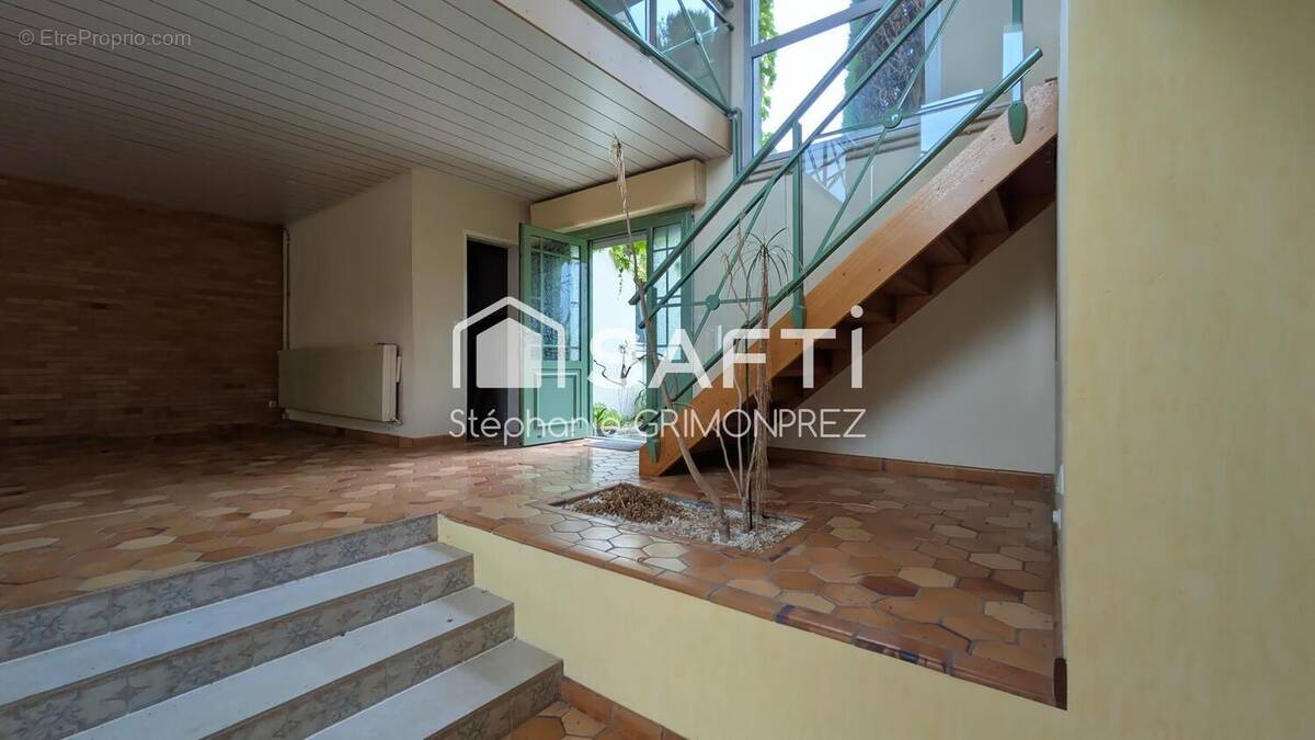 Photo 1 - Maison à BOUTIERS-SAINT-TROJAN