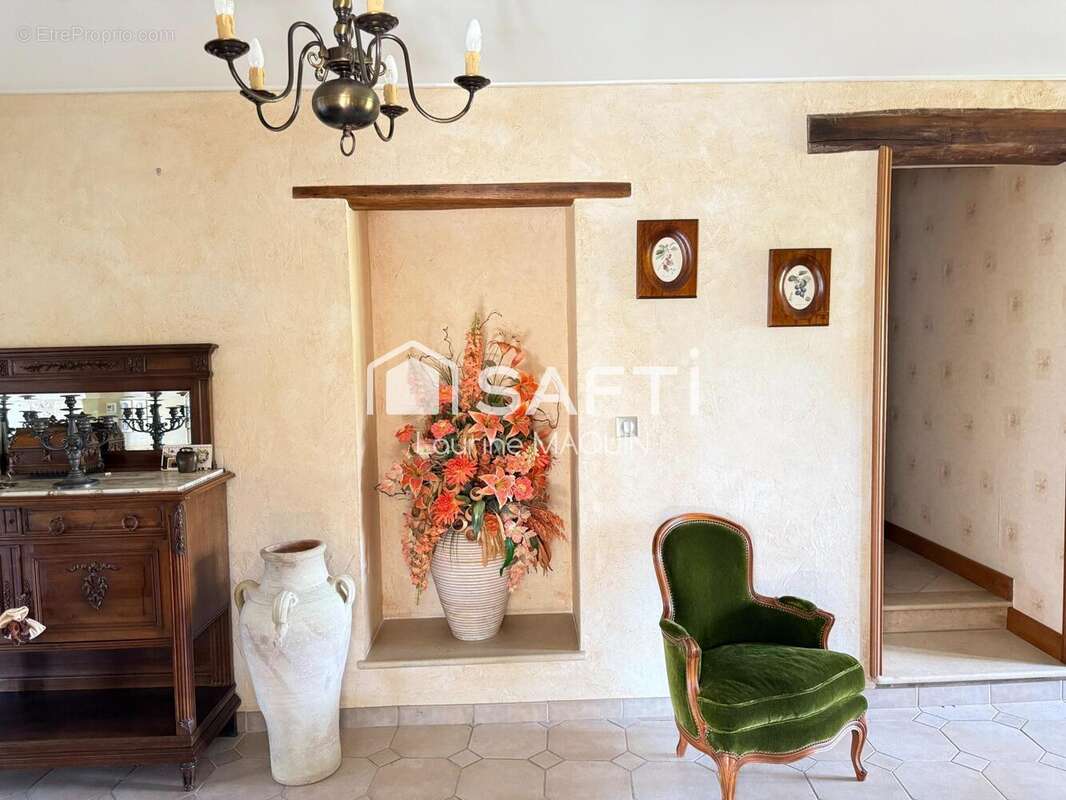 Photo 8 - Maison à BRUYERES-ET-MONTBERAULT