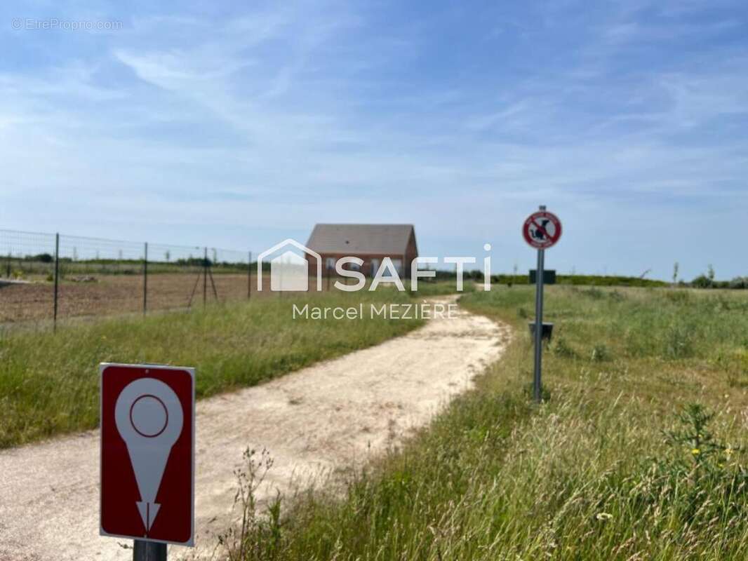 Photo 3 - Terrain à CHEROY