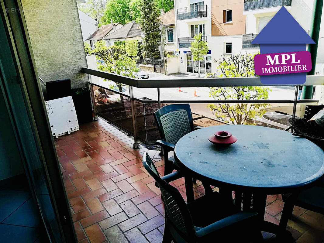 Appartement à PONTAULT-COMBAULT