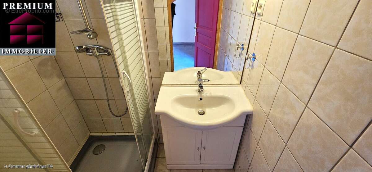 Maison à SAINT-ESTEVE