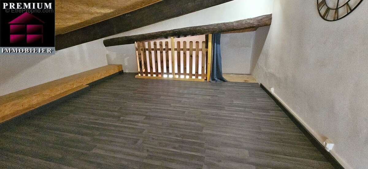 Maison à SAINT-ESTEVE