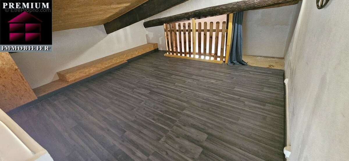 Maison à SAINT-ESTEVE