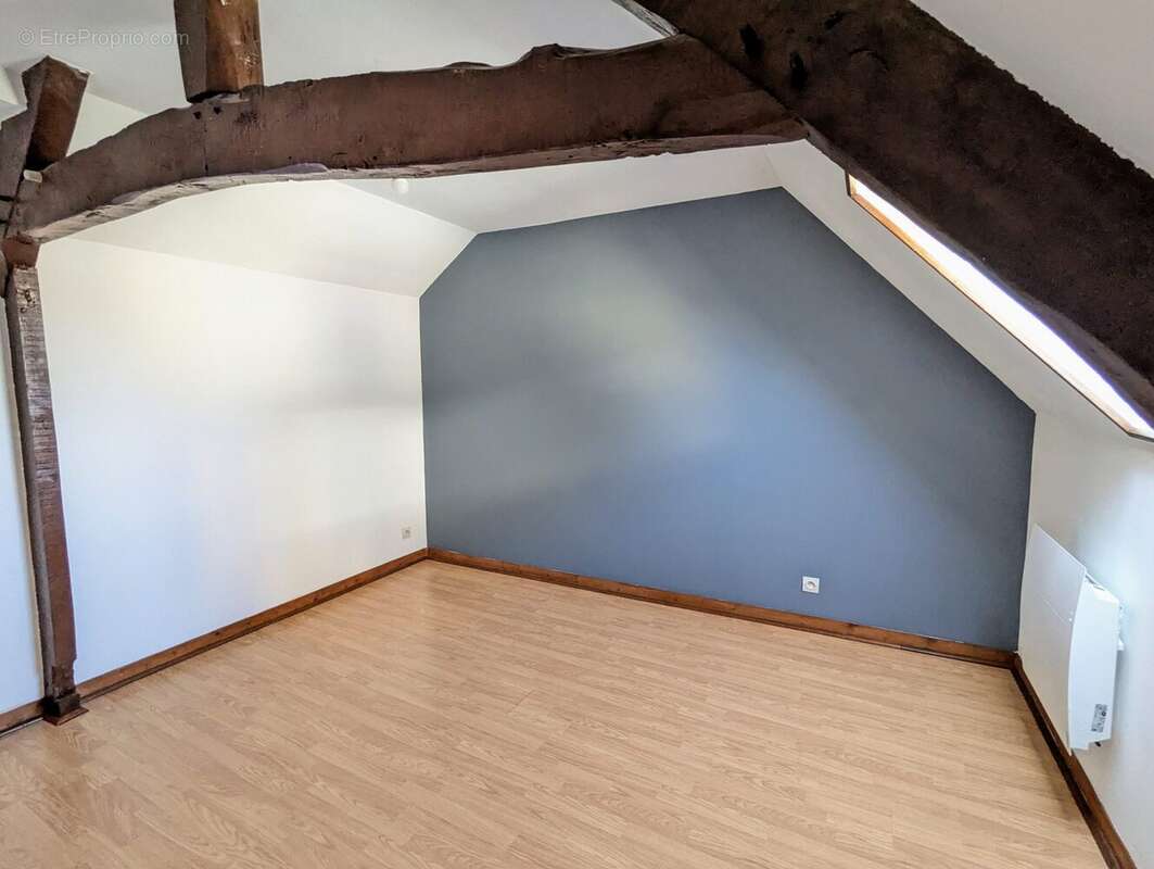 chambre 1 T4 - Appartement à ISIGNY-SUR-MER