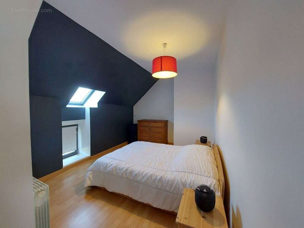 Maison à JULLOUVILLE