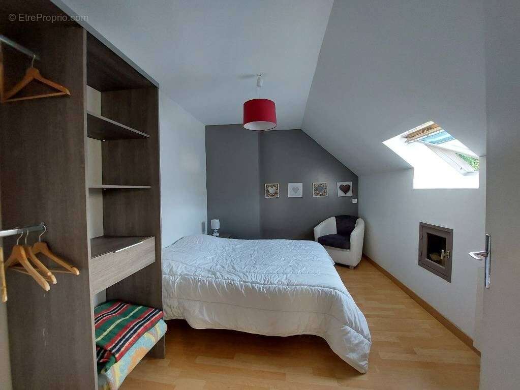 Maison à JULLOUVILLE