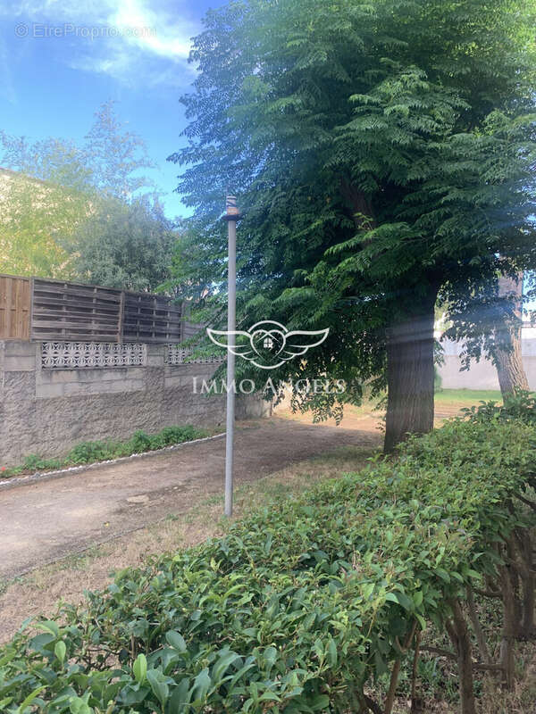 Appartement à LATTES