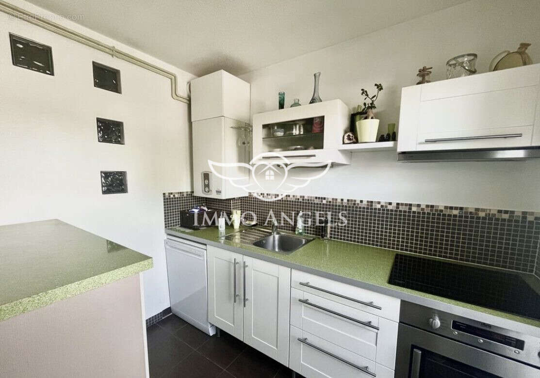 Appartement à LATTES