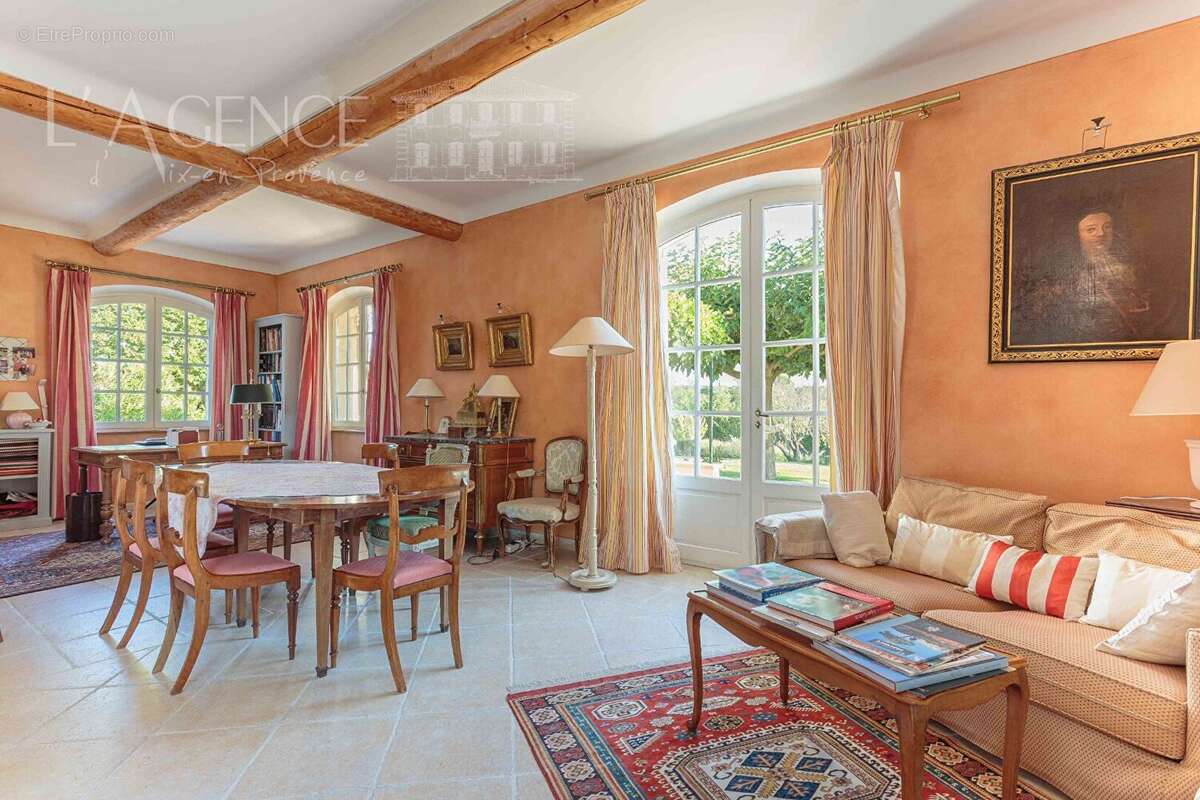 Maison à AIX-EN-PROVENCE