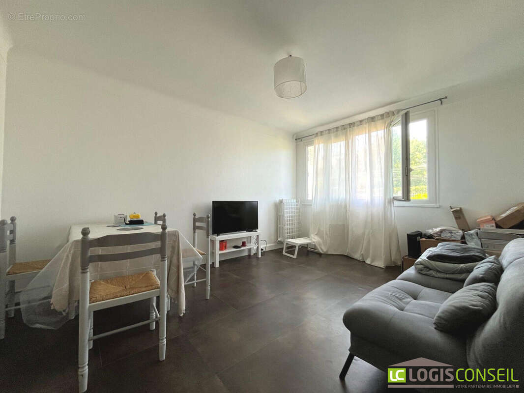 Appartement à BOURG-LA-REINE