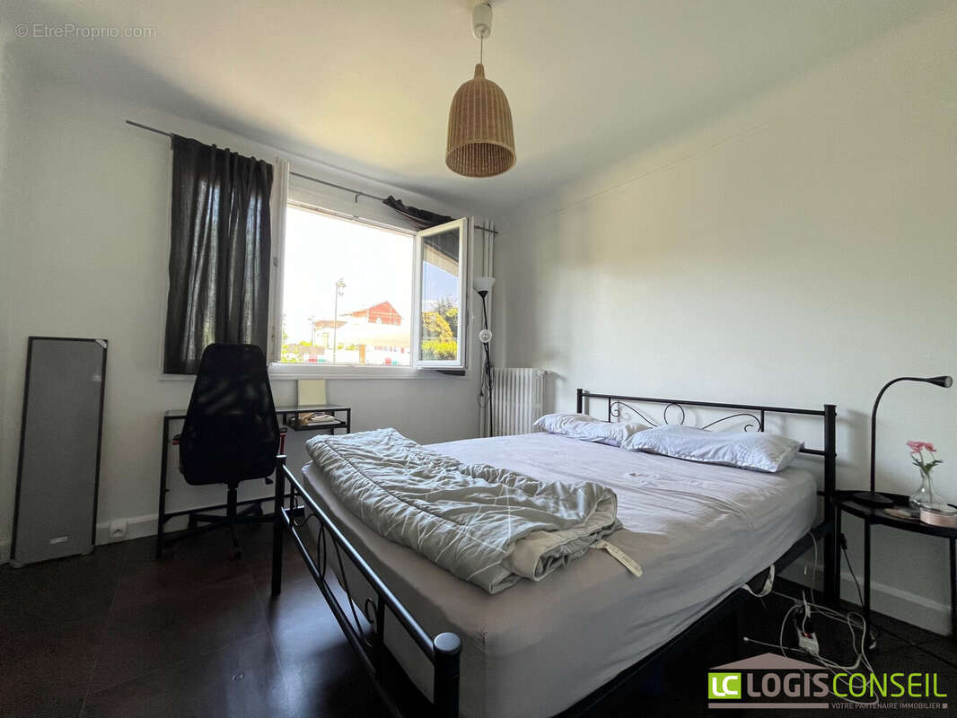 Appartement à BOURG-LA-REINE