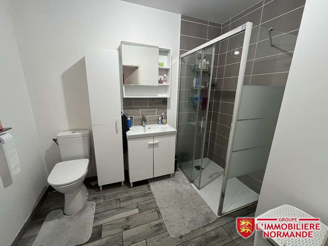 Maison à VAL-DE-REUIL