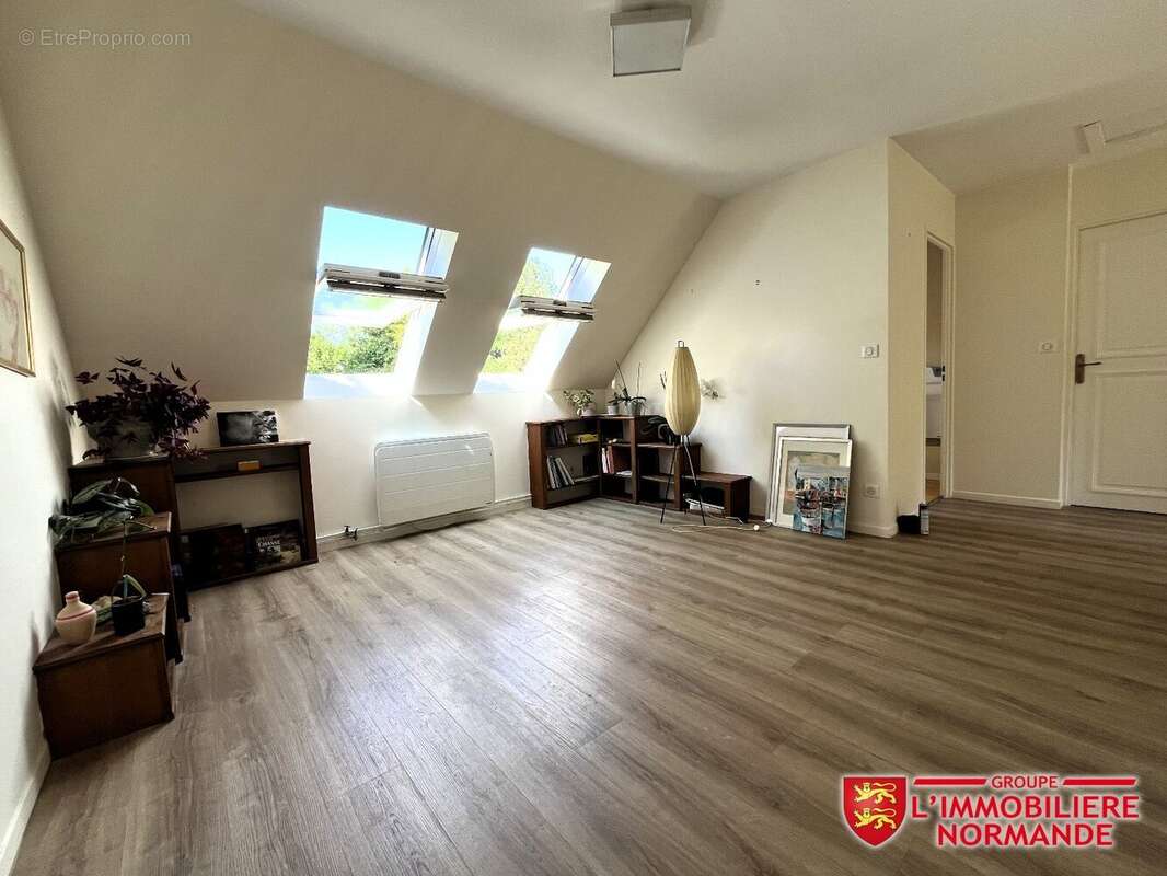 Maison à PACY-SUR-EURE