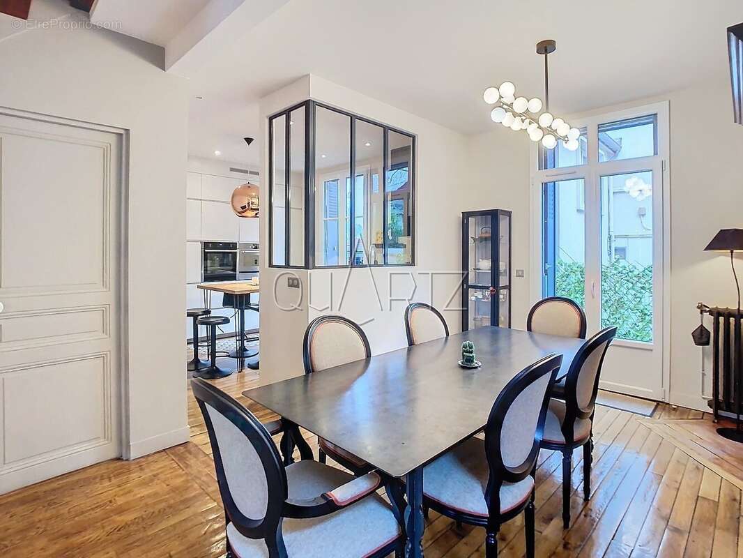 Maison à VERSAILLES