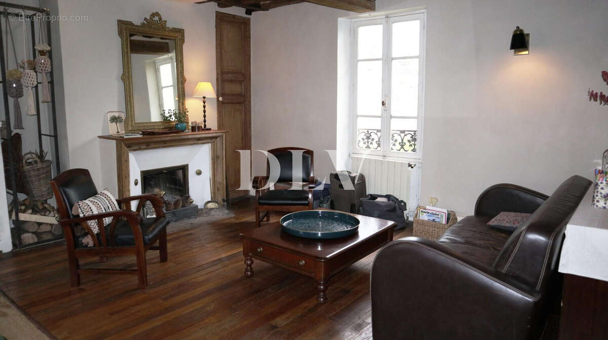 Appartement à FONTAINEBLEAU