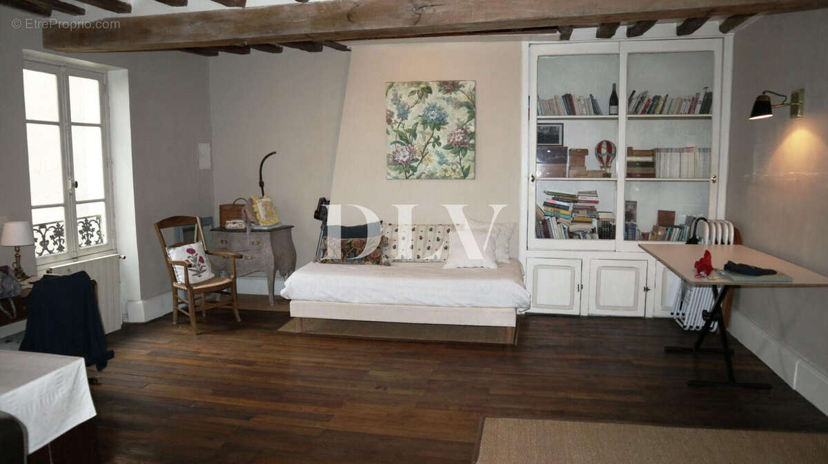 Appartement à FONTAINEBLEAU