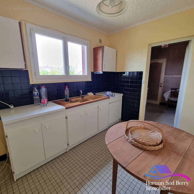 cuisine - Maison à LA CHATRE