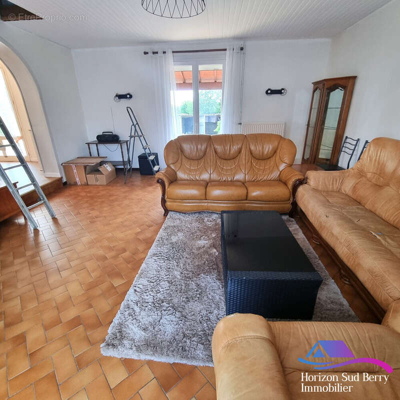 Maison à MONTCHEVRIER