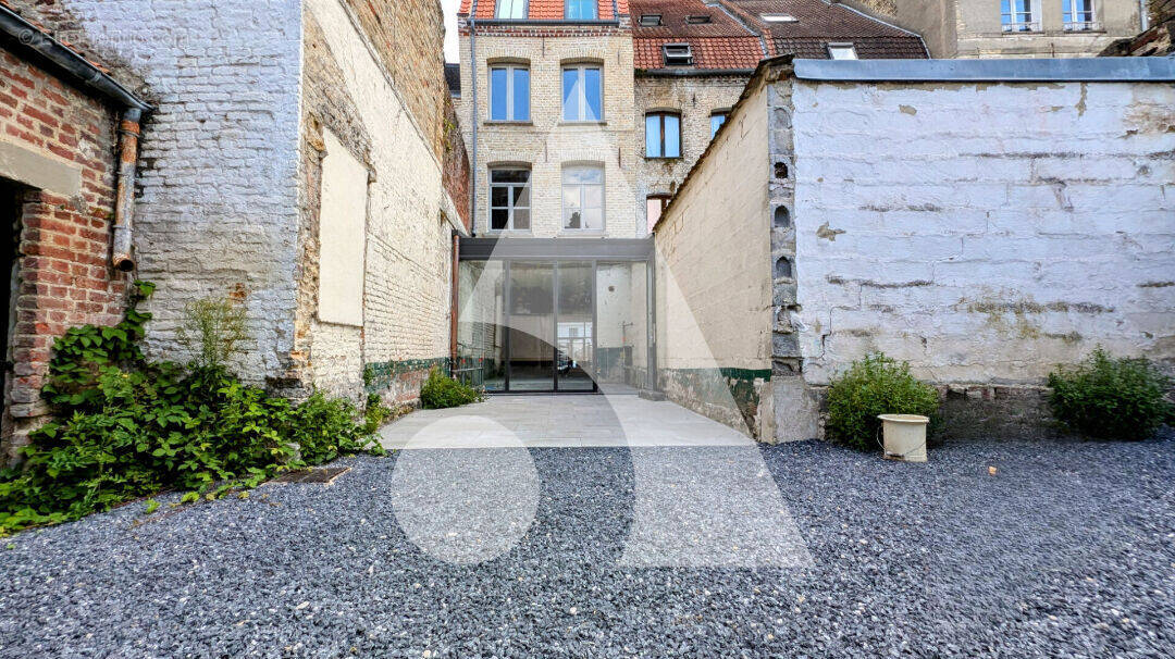 Commerce à SAINT-OMER