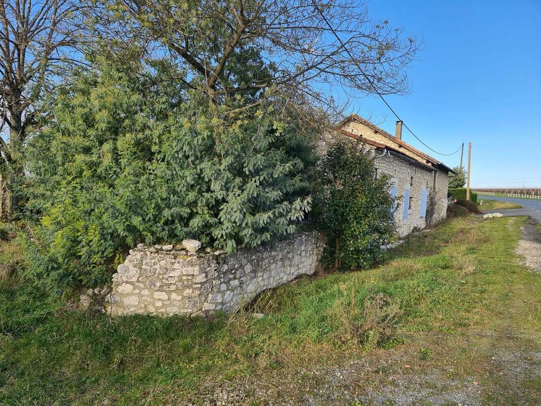 Maison à ROUFFIGNAC-DE-SIGOULES