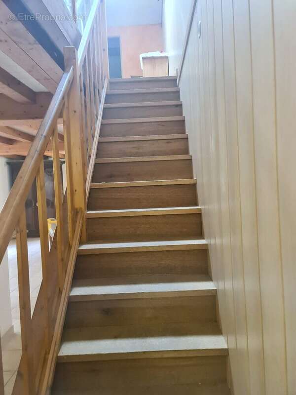 Escalier - Maison à BERGERAC