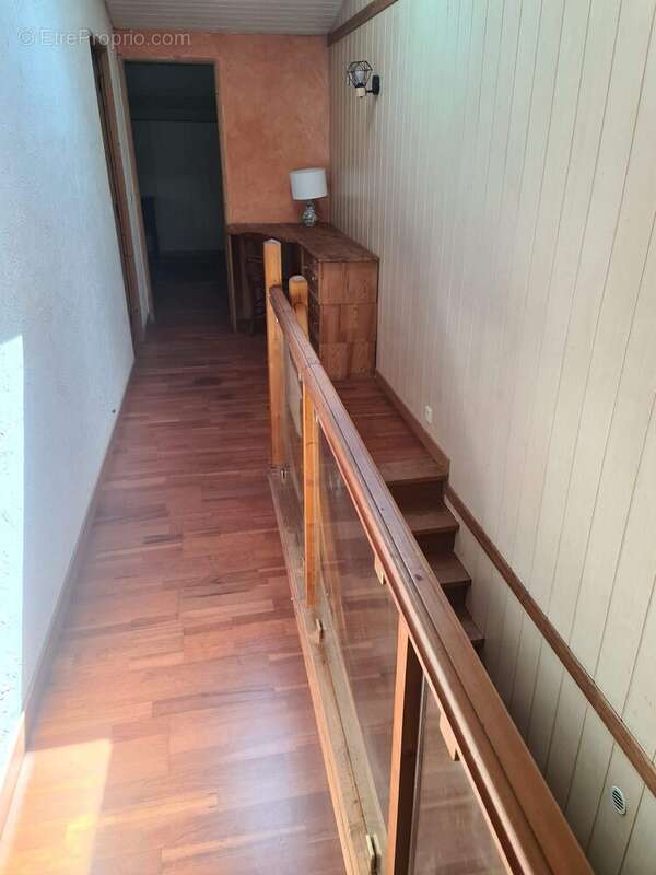 Palier étage - Maison à BERGERAC