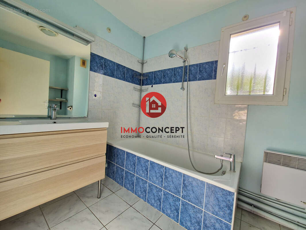 Maison à PONT-SAINT-ESPRIT