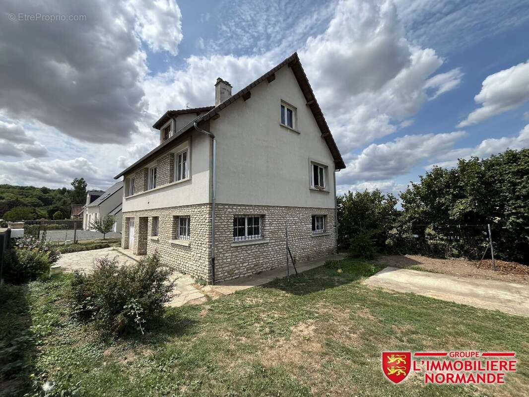 Maison à PACY-SUR-EURE