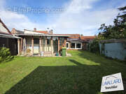 Maison à SAINS-EN-AMIENOIS