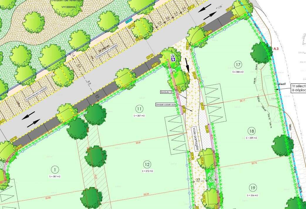 Terrain à PEYROLLES-EN-PROVENCE