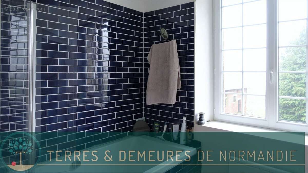 Maison à HAUDRICOURT