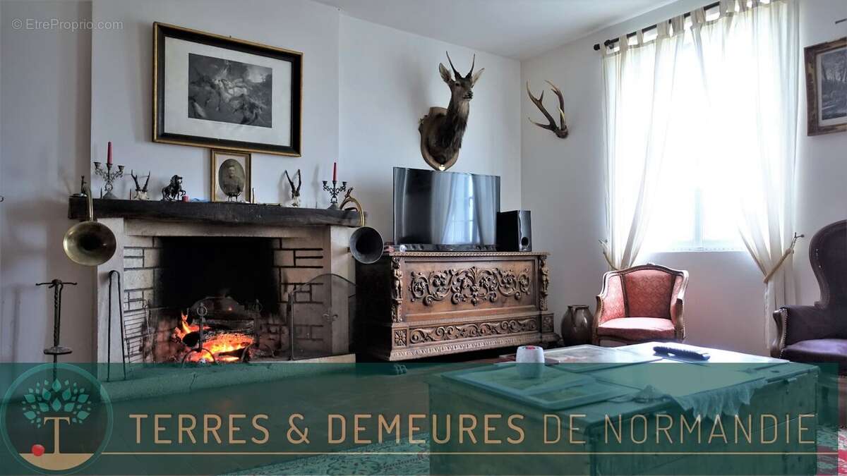 Maison à HAUDRICOURT