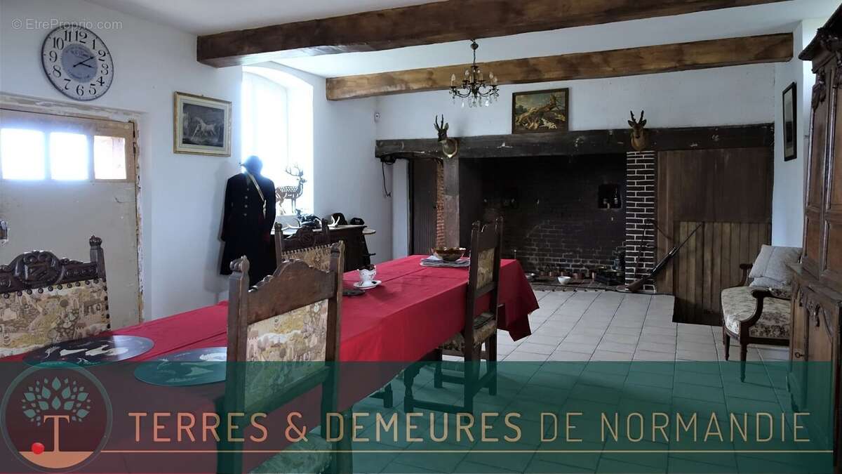 Maison à HAUDRICOURT